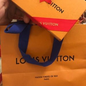 Meet your Posher, Garnet